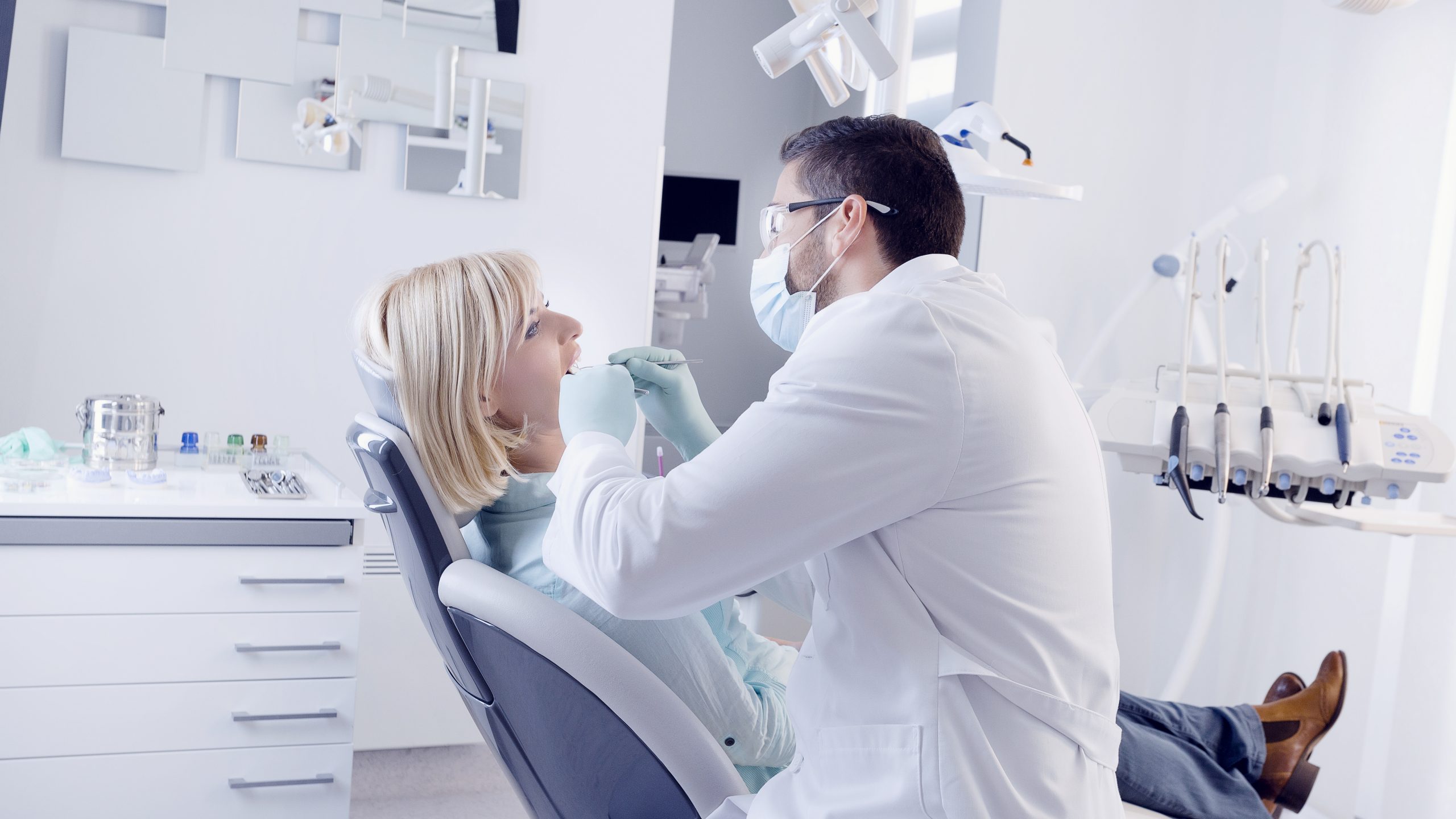 Dentist in Bath, MI